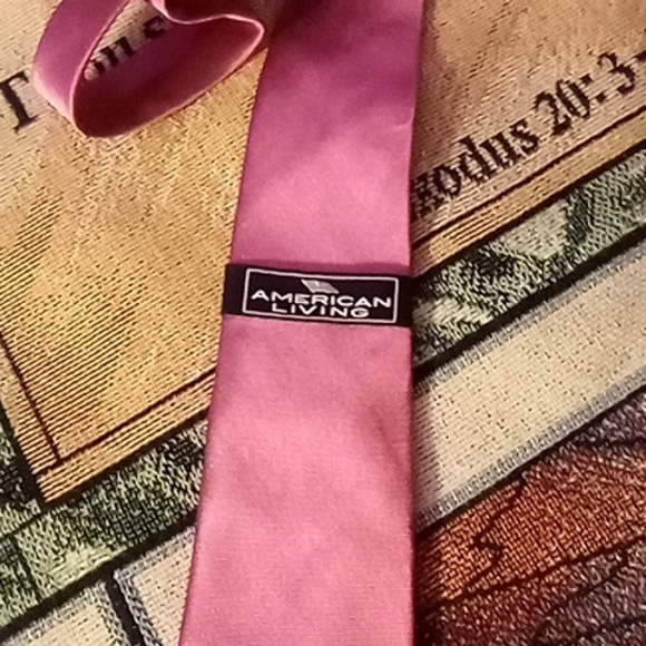 American Living Rosy Pink Tie - Picture 1 of 3